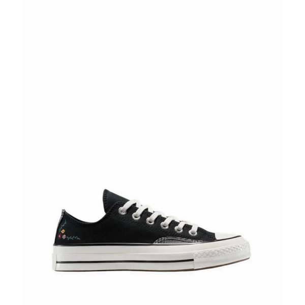 Review Giày Converse Chuck 70 Varsity Vines Nữ: Phong Cách Học Đường Bụi Bặm